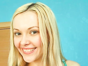 Anally Gaping An Adorable Russian Blonde Girl